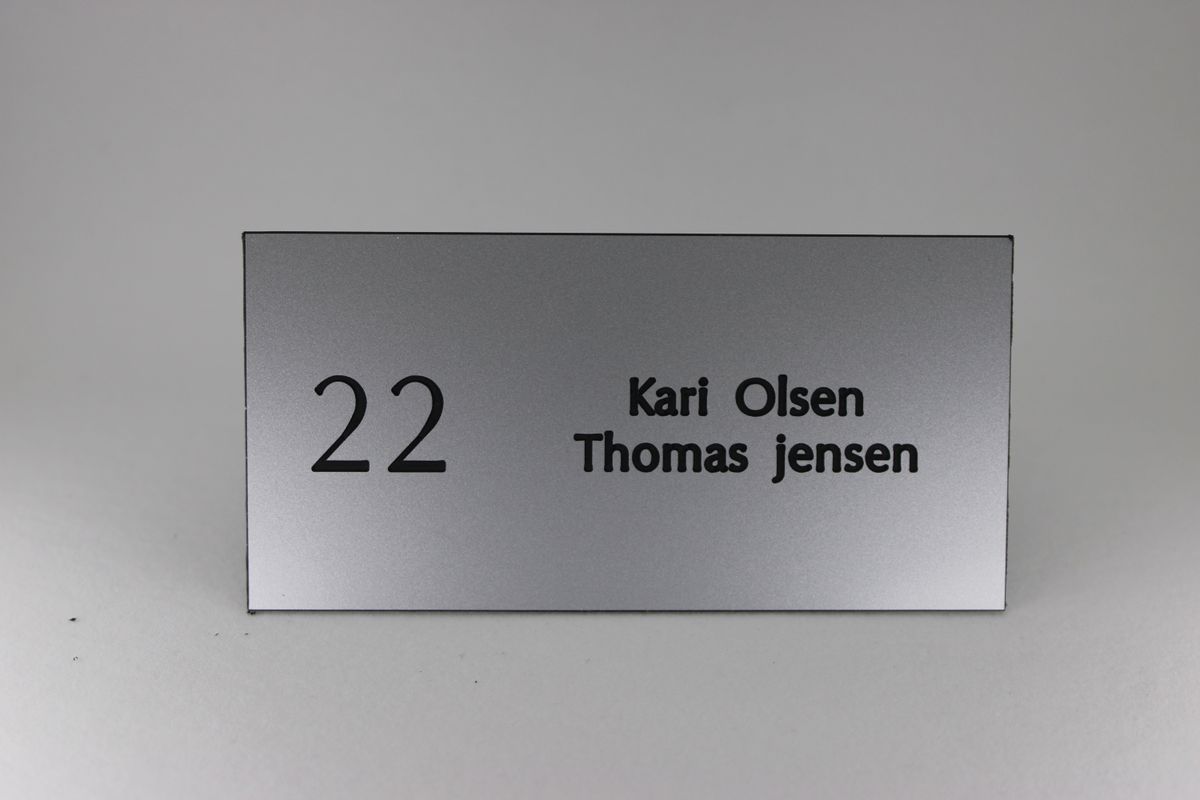 Postkasseskilt m/ dobbeltsidig tape, aluminium imitasjon plate/s